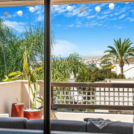 3 Bedrooms Penthouse Nueva Andalucia Apartment