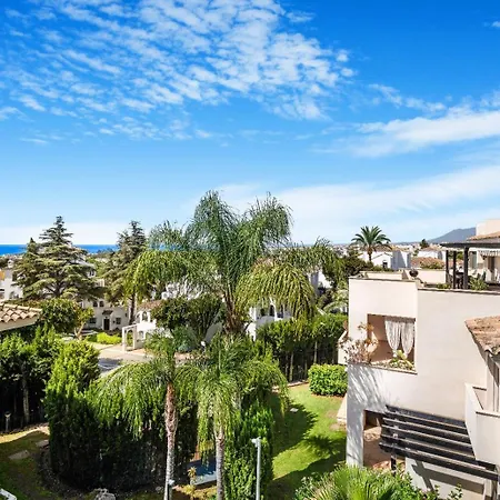 Apartment 3 Bedrooms Penthouse Nueva Andalucia
