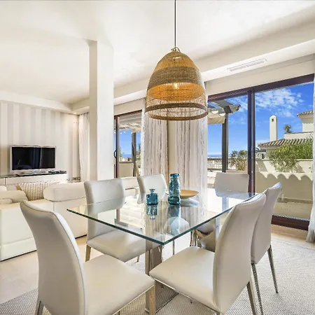 3 Bedrooms Penthouse Nueva Andalucia Apartment *