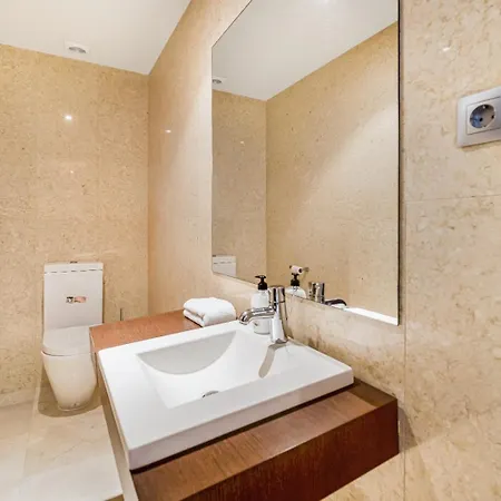 3 Bedrooms Penthouse Nueva Andalucia *