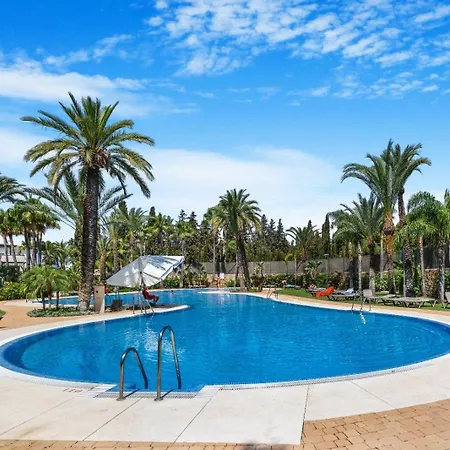 Apartment 3 Bedrooms Penthouse Nueva Andalucia